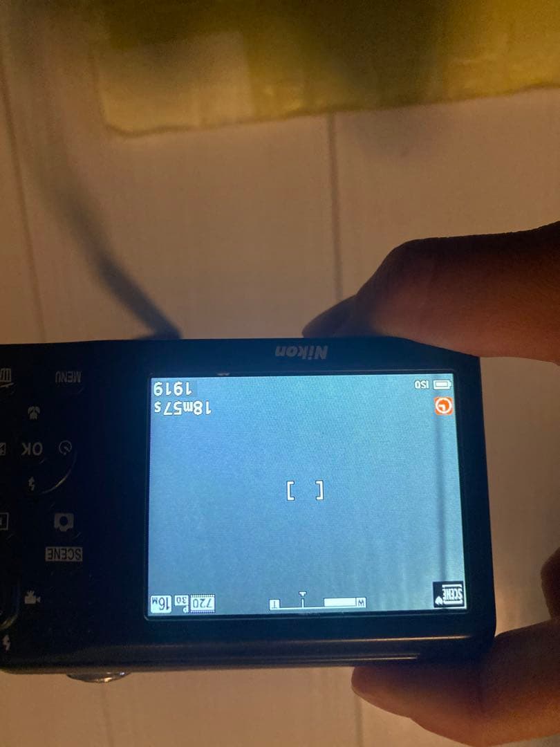 ニコンクールピクスA10 動作品　8GB付き　単三電池式