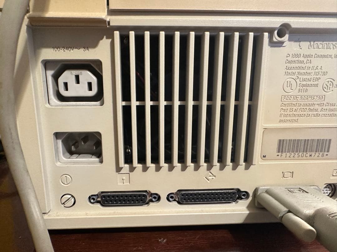 動作確認済Apple Macintosh IIci RAM20MB/HDD1GB