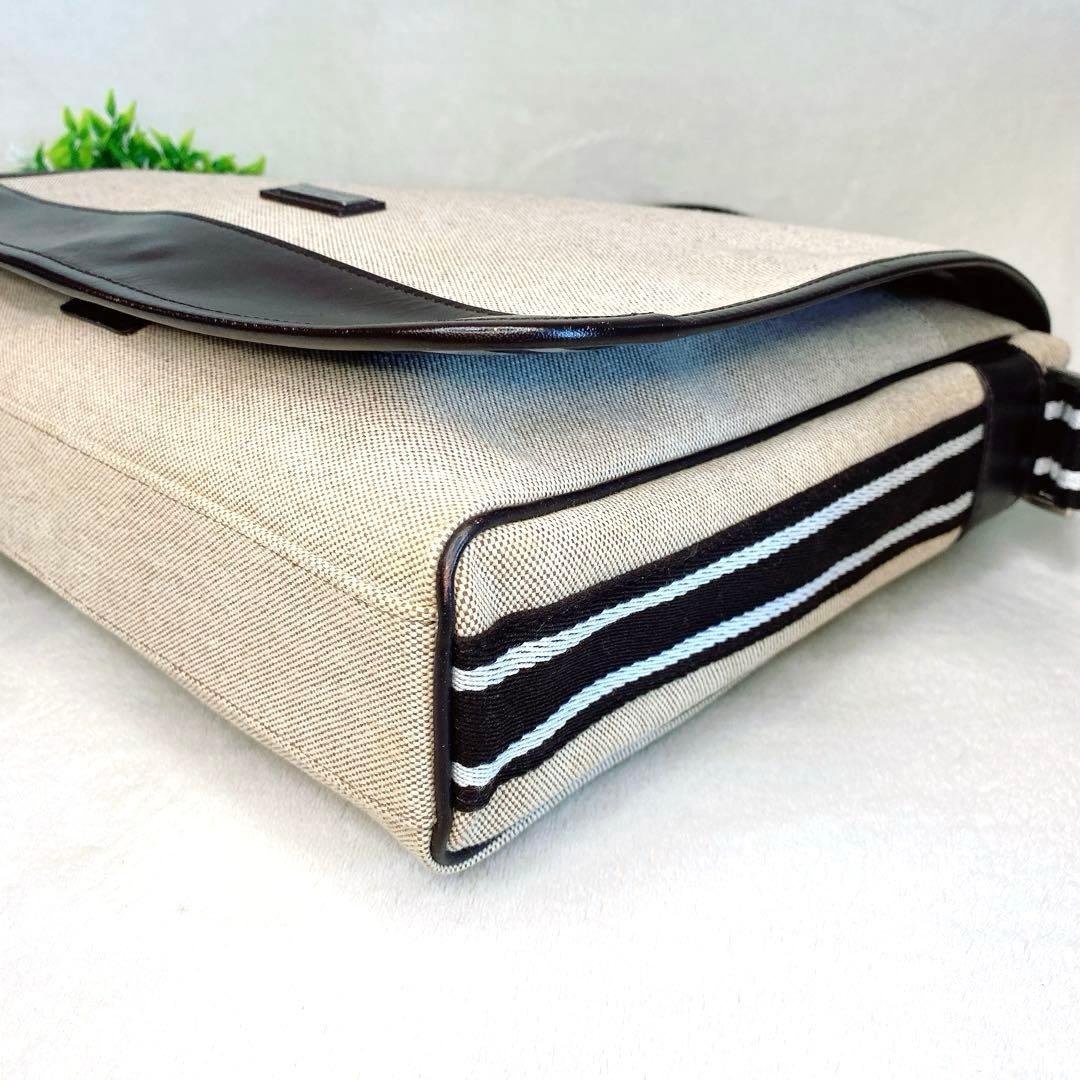 美品 バーバリーブラックレーベル ショルダーバッグ レザー キャンバス グレー