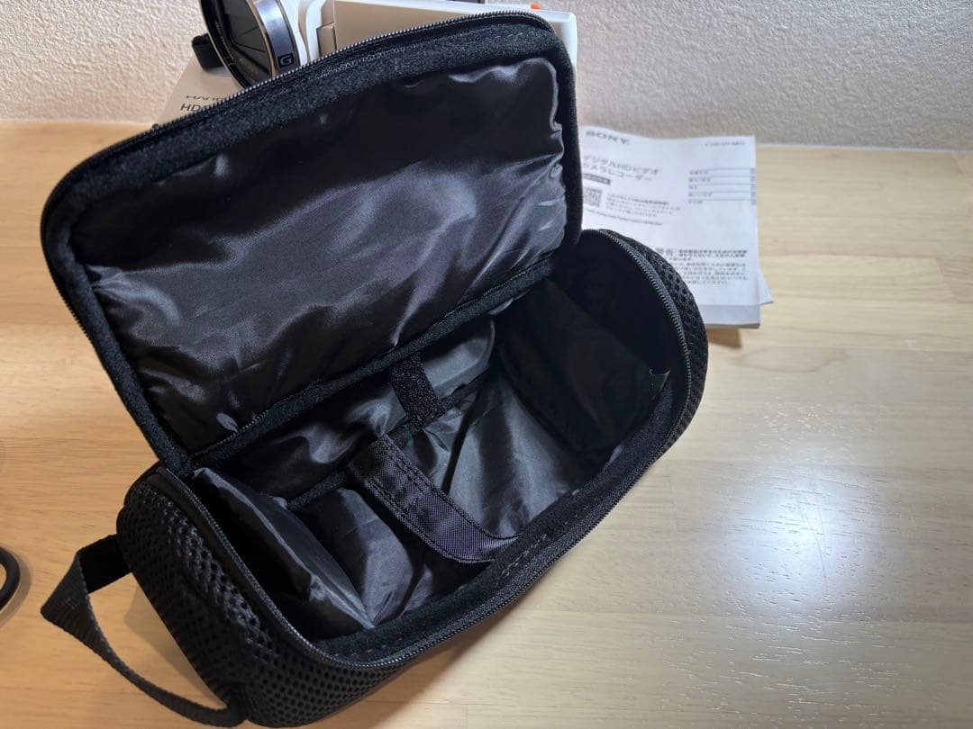 SONY HDR-CX680 各種付属品付 バッテリー2個 ハンディカム カメラ