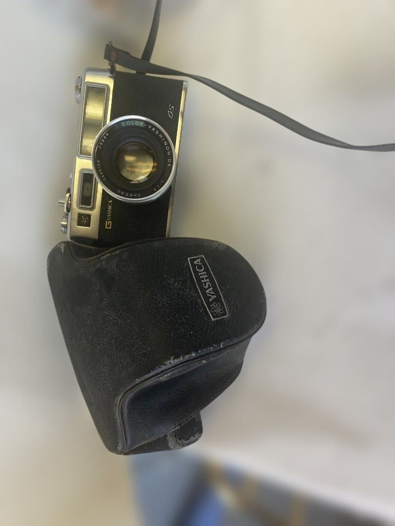 Yashica Electro 35 フィルムカメラとケース　ジャンク品