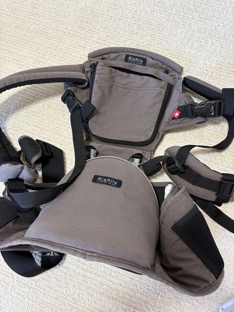 miamily ヒップシート 抱っこ紐 グレー 正規品 ほぼ未使用 腰ベルト