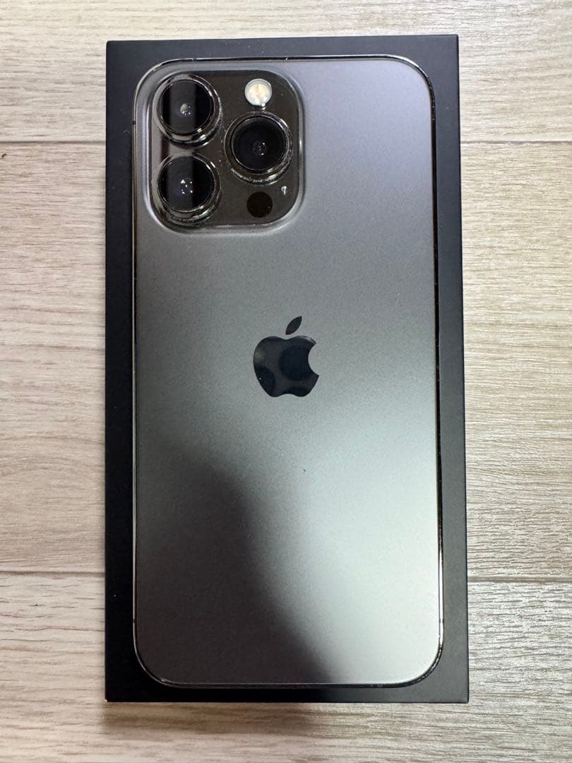 香港版　iPhone 13 Pro 256GB Graphite