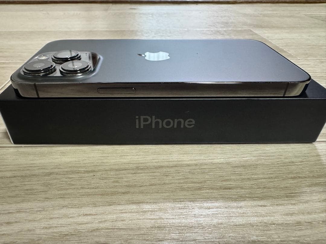 香港版　iPhone 13 Pro 256GB Graphite