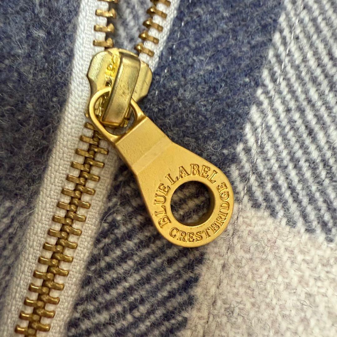 新品ブルーレーベル　ベージュクレストブリッジ柄ショートダッフルコート　36