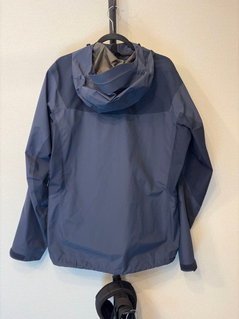 美品　アークテリクス　beta sl hybrid jacket M