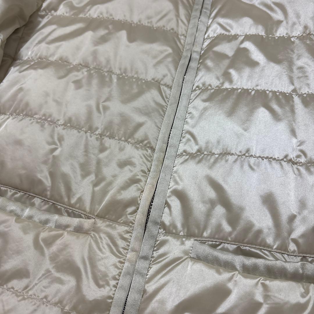 PRADA ノーカラーダウンジャケット　アイボリー