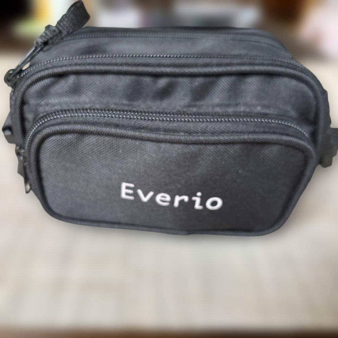 ビデオカメラ JVC GZ-E265 フルHD 動作確認済 充電器、バッテリー付