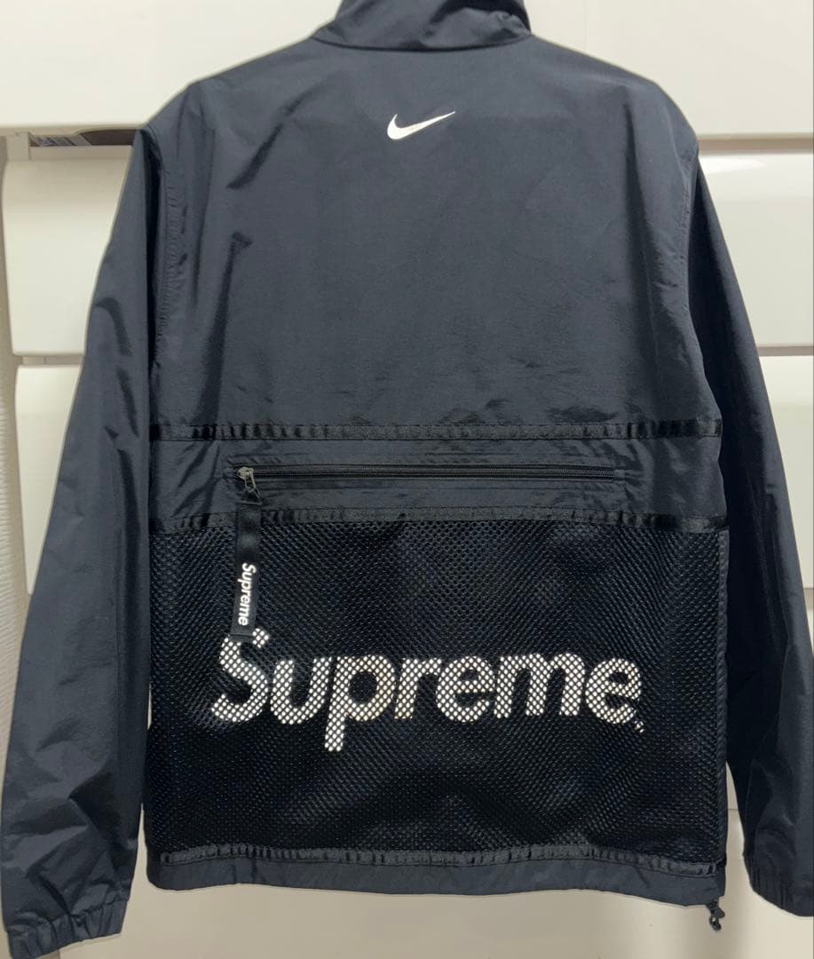 supreme NIKE トラック　ナイロンジャケット