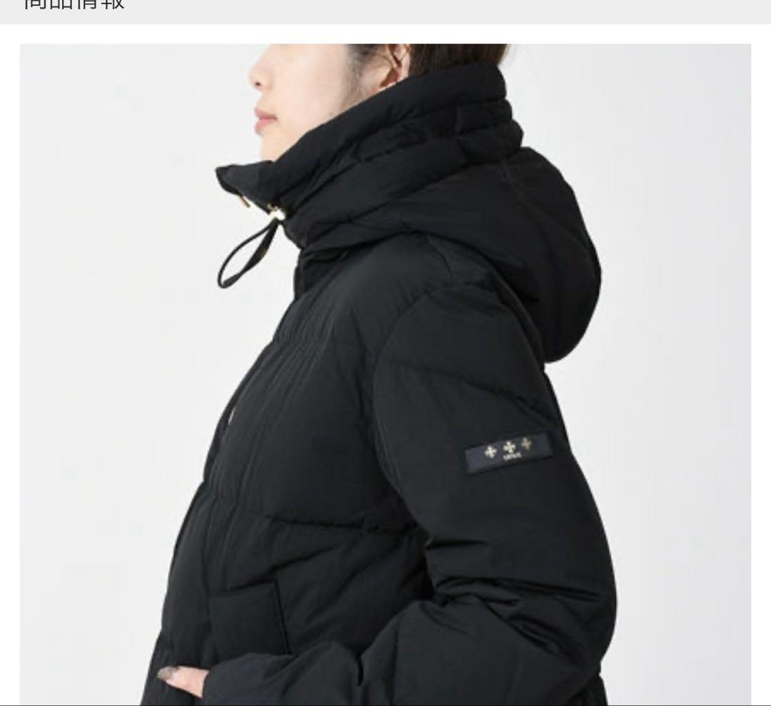 TATRAS フード付きブラックダウンジャケット