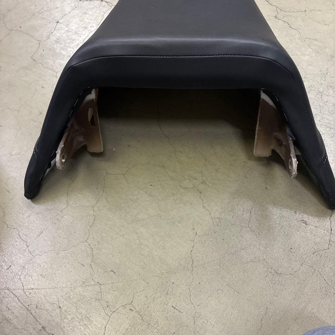 VMAX 純正シート　表皮張替え済み　前後セット　V-MAX