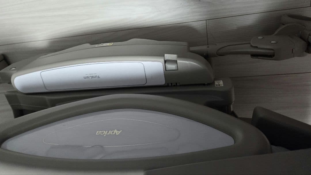 中古　アップリカ　電動ハイローチェア ユラリズム オート プレミアム