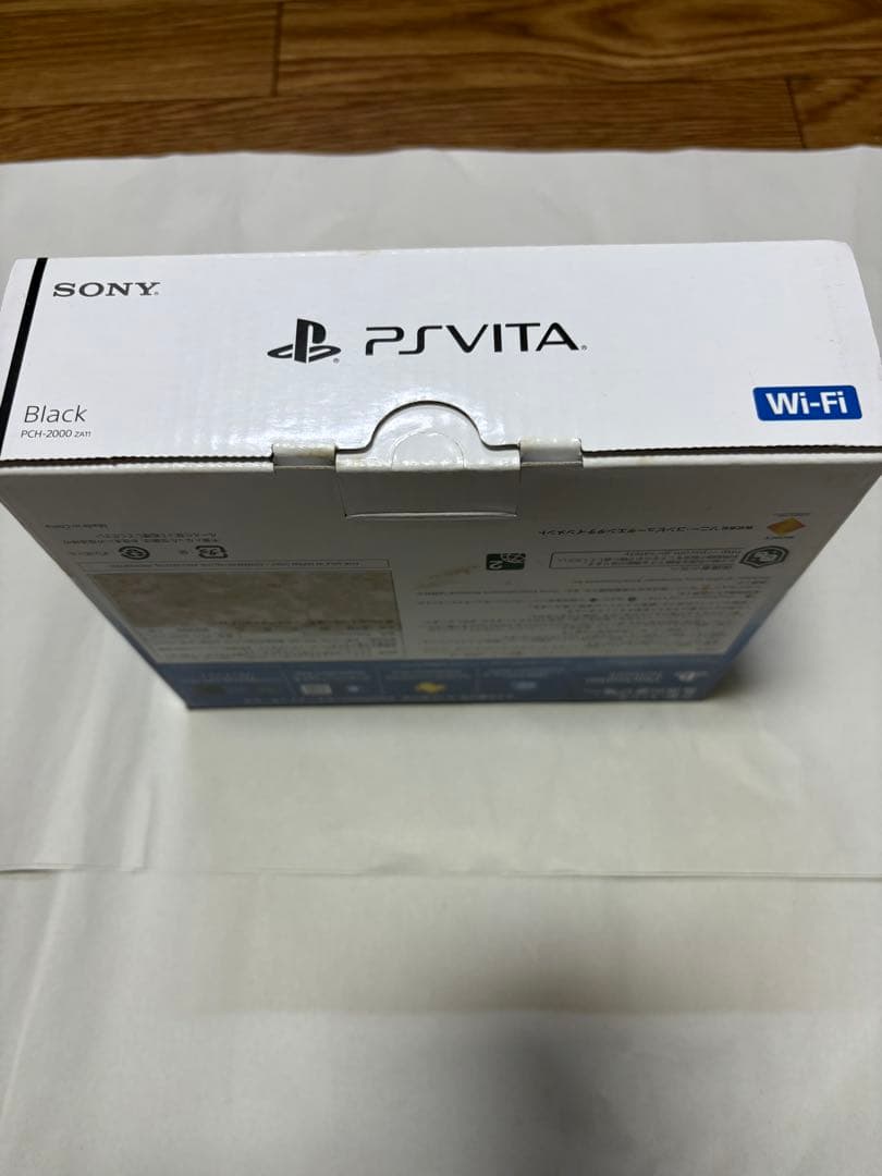 PlayStation®Vita（PCH-2000シリーズ） Wi-Fiモデル…