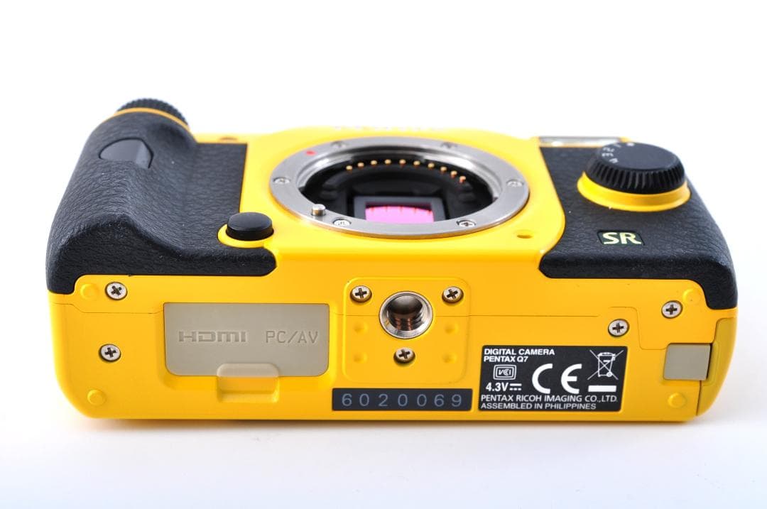 PENTAX ペンタックス Q7 イエロー 249ショット 動作確認済 #101