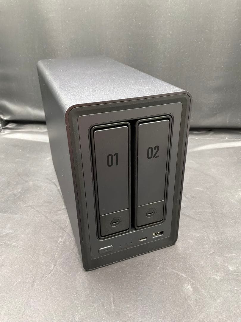 UGREEN DXP2800 NASync 2ベイ