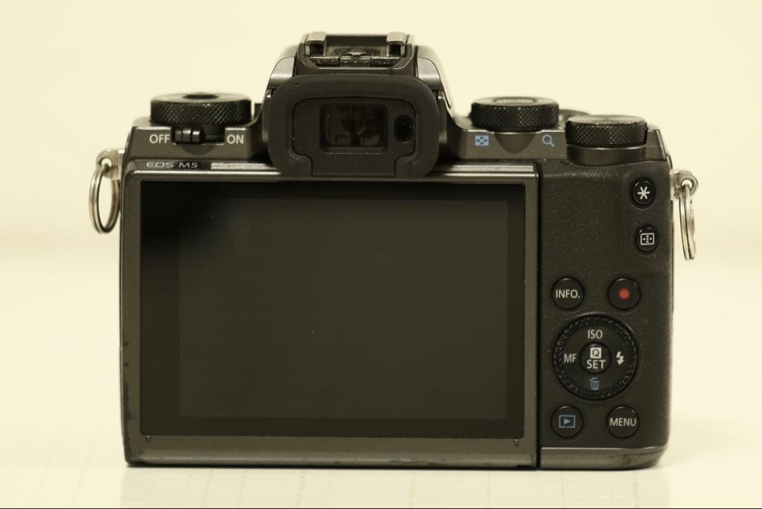 Canon EOS M5 純正アダプター付き！即購入OK