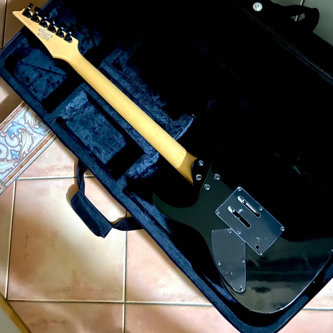 Ibanez アイバニーズ RG370DX ブラック 使用頻度少 送料無料❗️