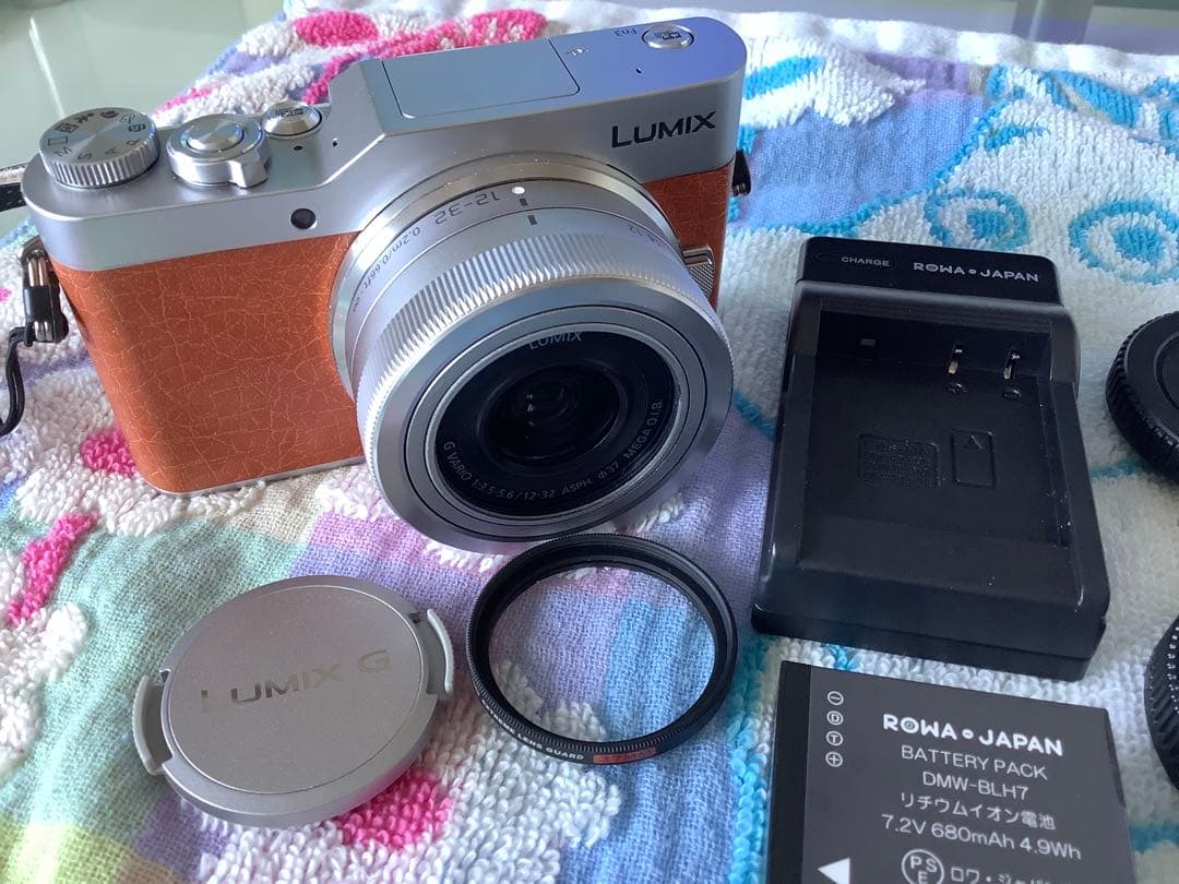 美品 Panasonic LUMIX DC-GF9 ほぼ新品レンズ12-32mm