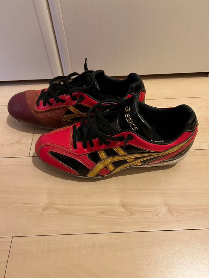 asics 赤黒金 スパイク　27.0㎝　六角レンチ付き