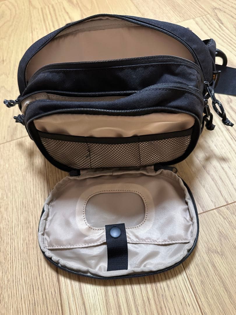 美品　Hugoo Dual Hip Seat（ブラック）