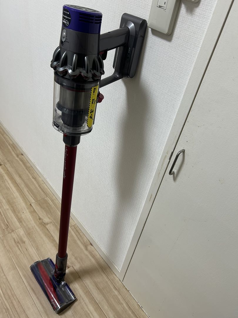 ダイソン 掃除機 V10（SV12）