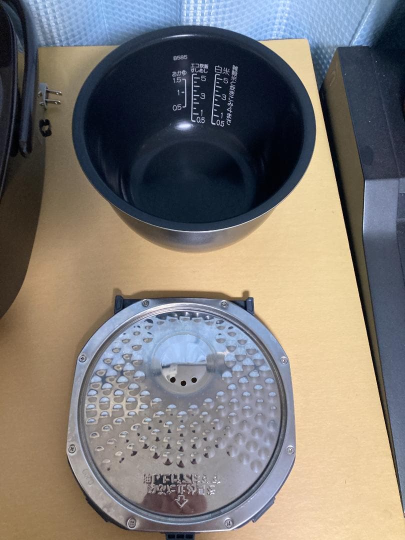 ★美品★象印 NW-VH10 極め炊き 5.5合炊き 2021年製 (02)