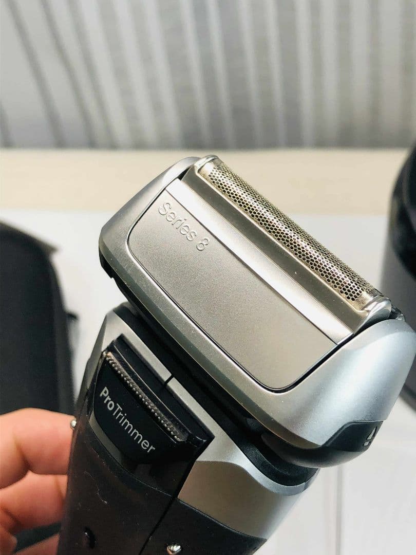 【未使用に近い】Braun S8 8567cc−Vシェーバー ブラウンシリーズ