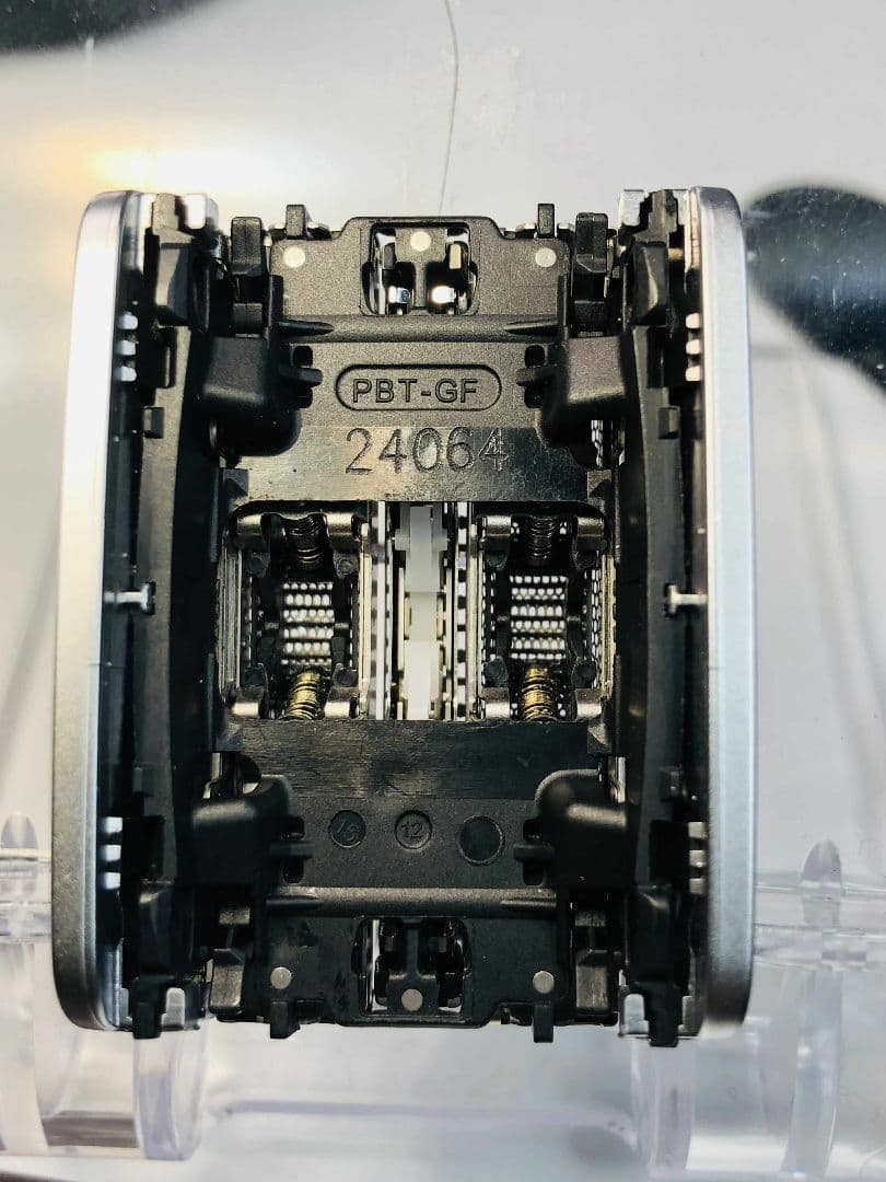 【未使用に近い】Braun S8 8567cc−Vシェーバー ブラウンシリーズ