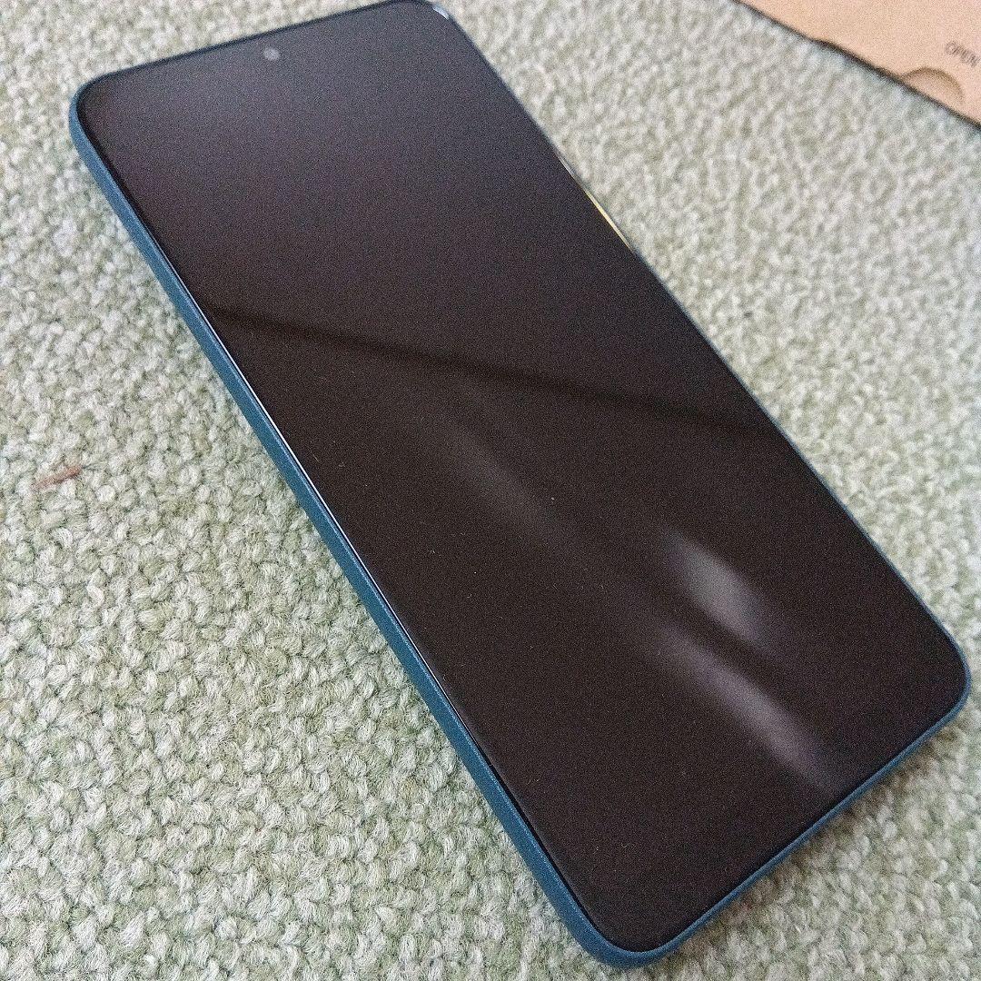 未使用新品 au FCNT arrows We2 FCG02 ネイビー 指紋認証