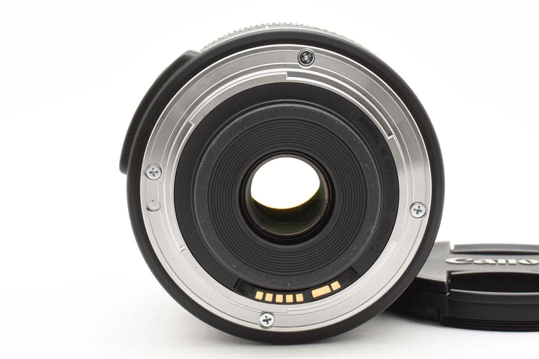 Canon EF-S 18-135mm IS STM 標準ズームレンズ