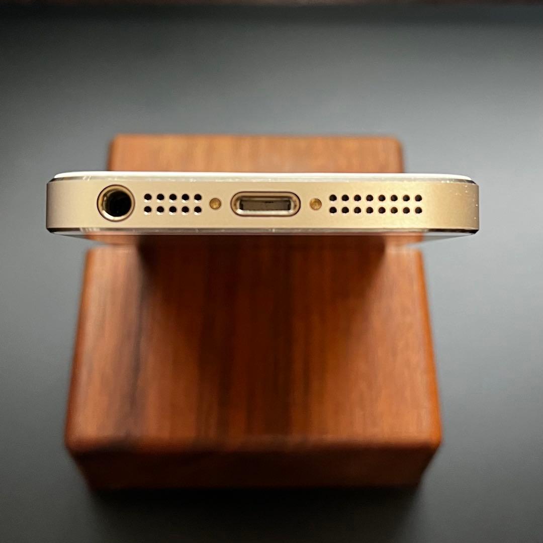 ✨バッテリー新品交換済み✨Apple iPhone 5s 32GB Gold