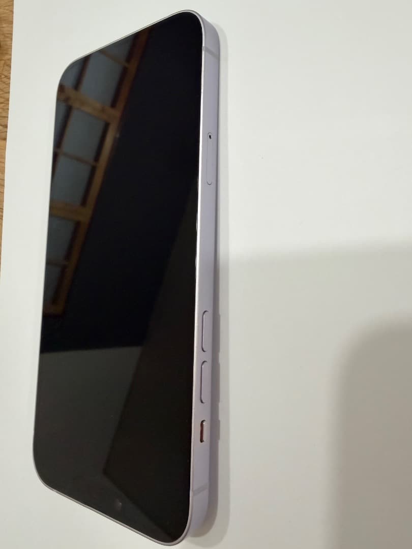 【美品】iPhone 14 Plus 256GB パープル（Appleストア版）