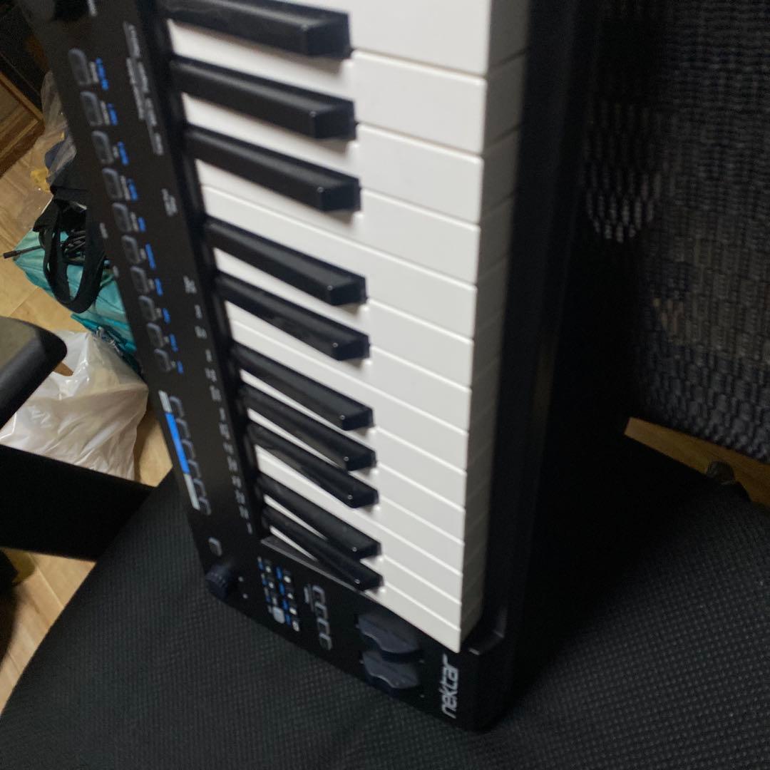 nektar impact GXP61 MIDIコントローラー 61鍵