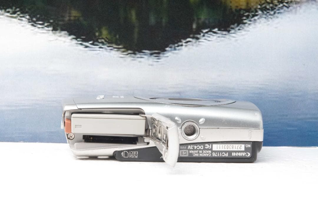 キャノン Canon IXY DIGITAL 800 IS オールドコンデジ