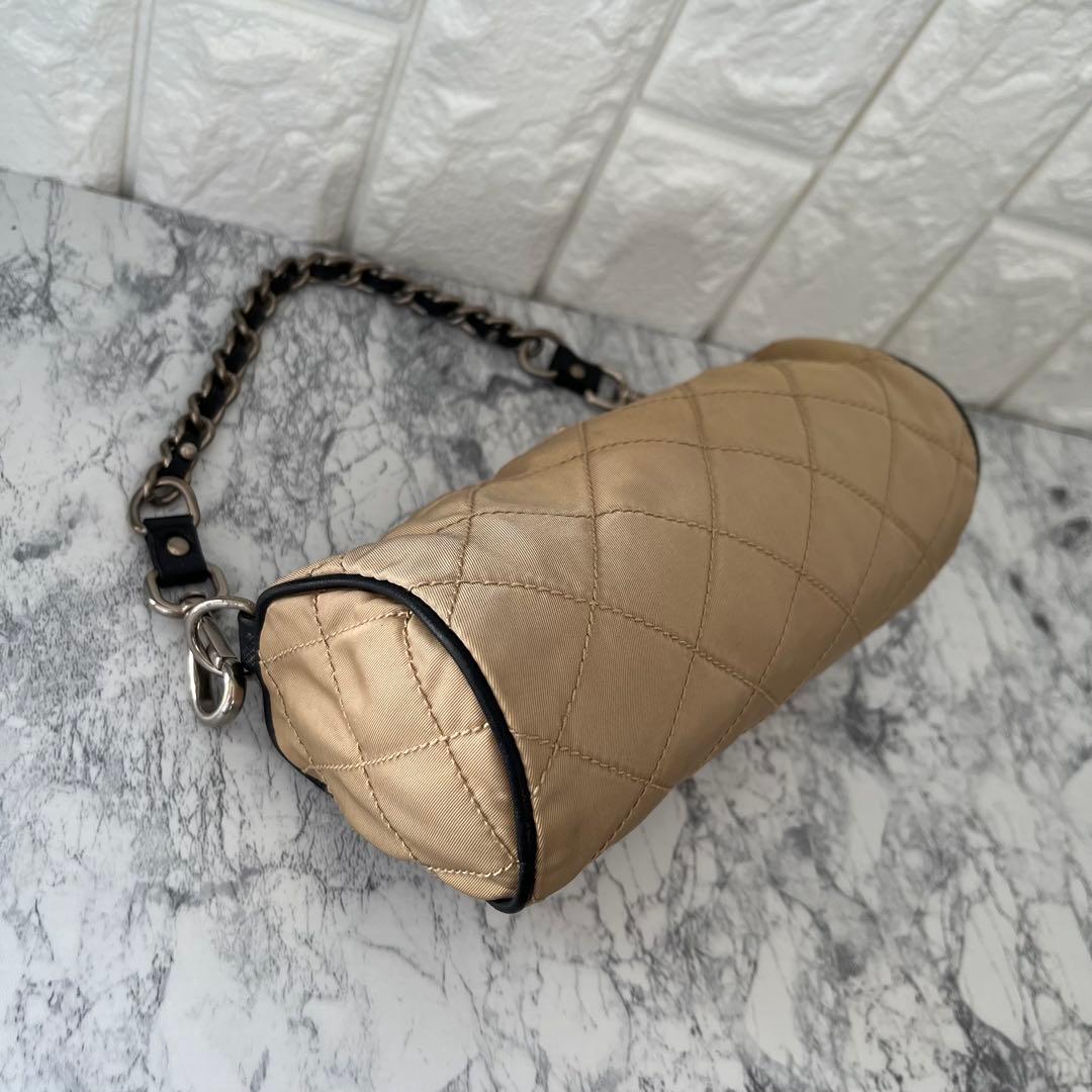 美品 PRADA プラダ 三角プレート キルティング チェーン ハンドバッグ
