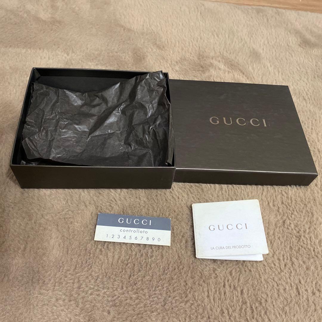 値下げしました！GUCCI 二つ折り財布　シェリーライン　中古