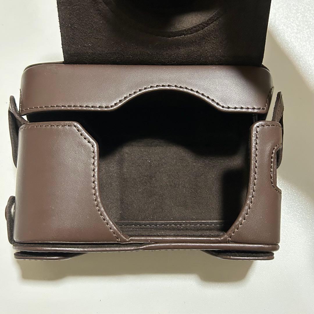 【美品】FUJIFILM X100F シルバー 純正レザーケース＋サムグリップ付