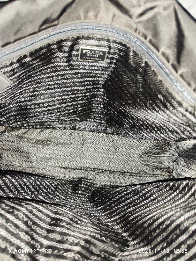 PRADA ブラダ メッセンジャーバッグ/ショルダーバック ブラック 美品