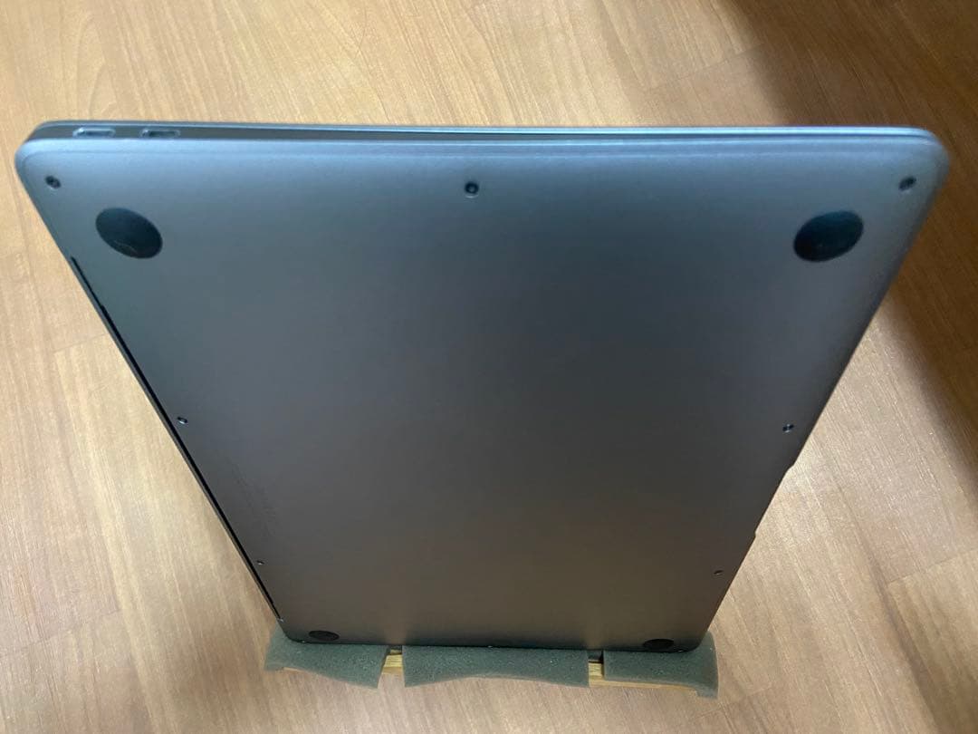MacBook本体 2019 Apple MacBook Air A1932 i5 8GB256GB