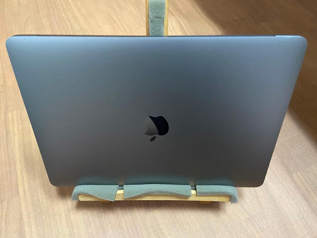 MacBook本体 2019 Apple MacBook Air A1932 i5 8GB256GB