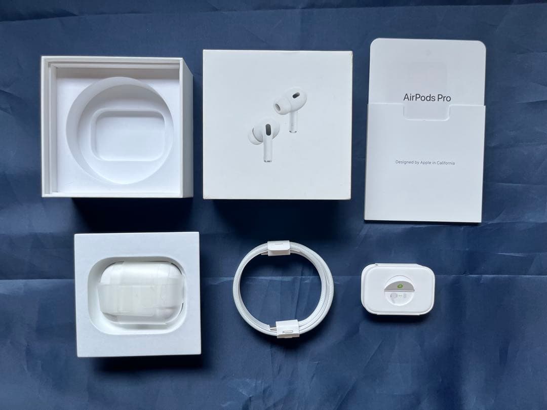 AirPods Pro 2 充電ケースのみ　A2968 シリアル、箱付き