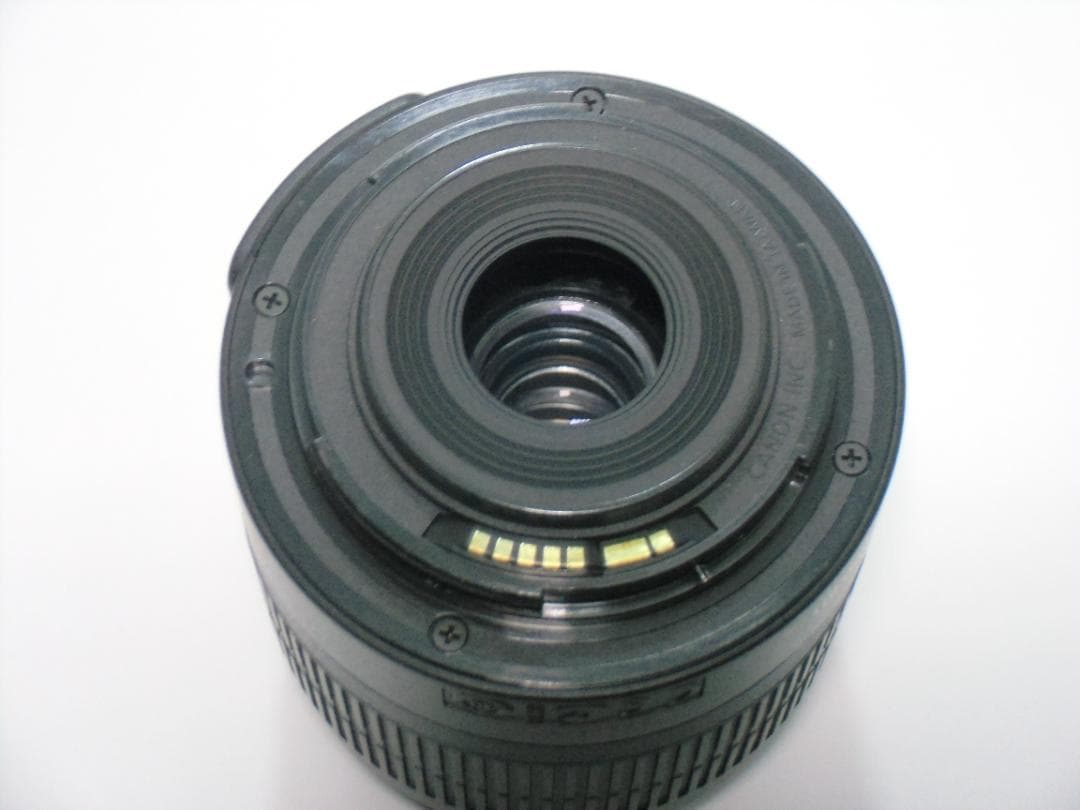 Canon EOS Kiss X6i レンズキット B052