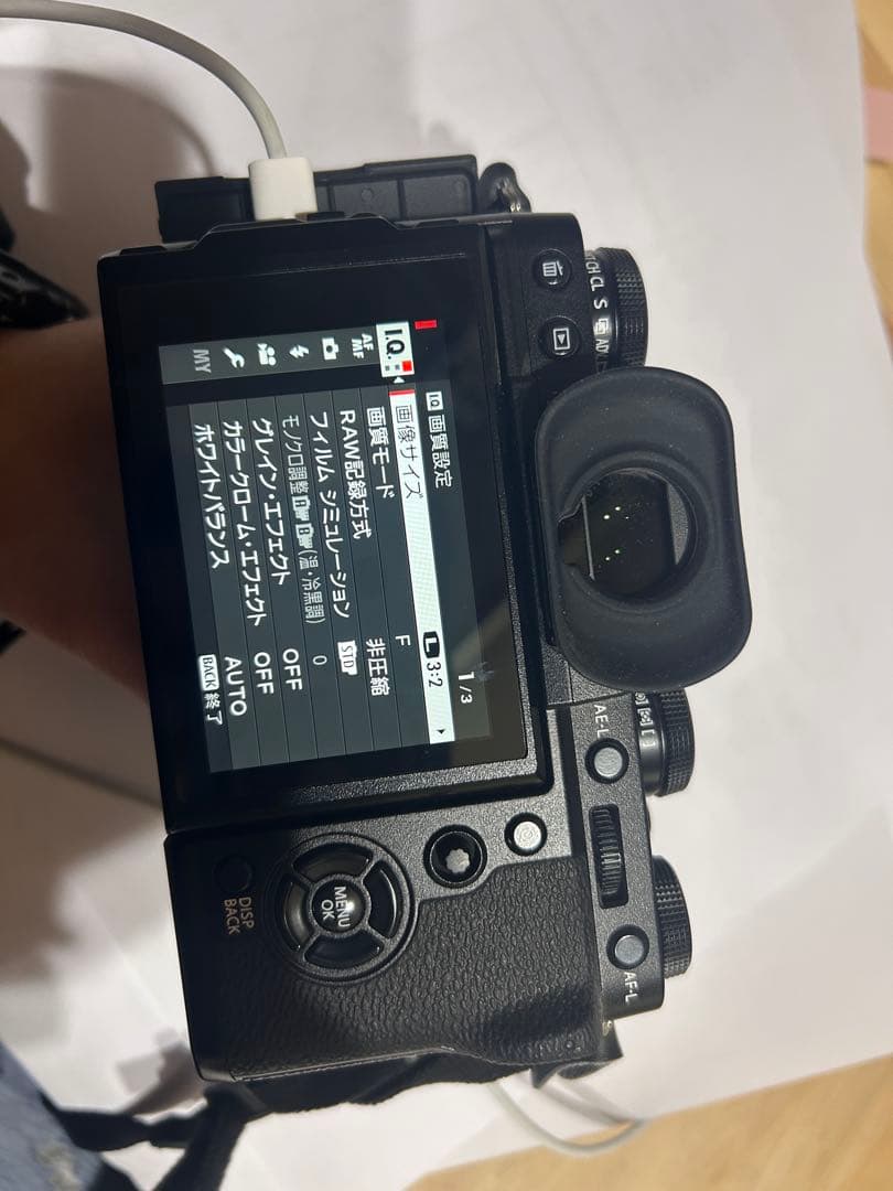 値下げ！！FUJIFILM X-T3 +XF18-55F2.8-4Rレンズセット