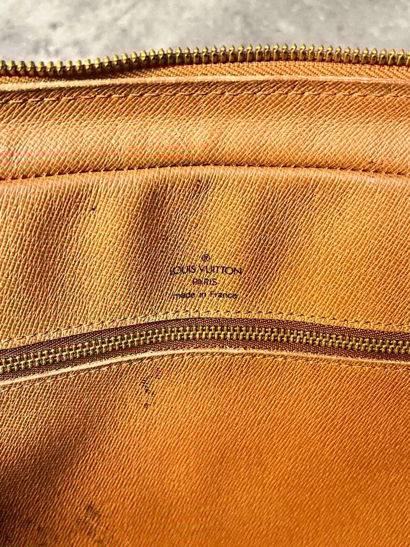 ルイヴィトン　エピ　ポルト ドキュマン・ヴォワヤージュ　ジパングゴールド