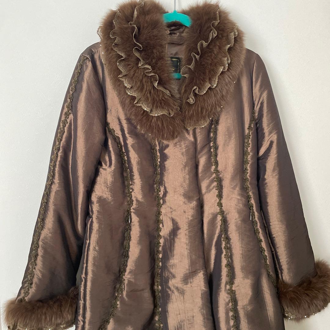 kazuchan　スーパービューティー　ブルーフォックスダウンコート