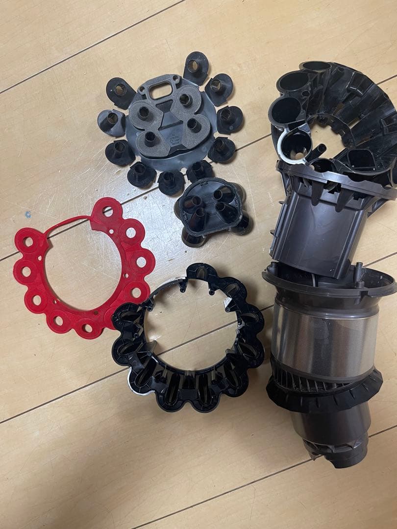 【美品】Dyson SV12 Cyclone V10 本体　エコーモード47分