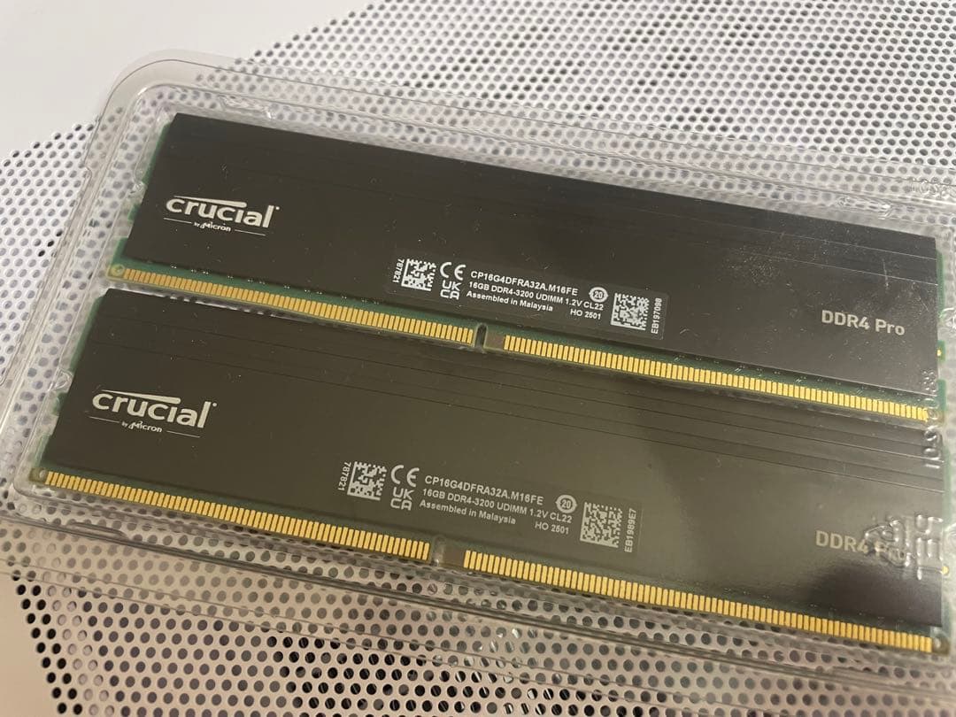 Crucial PRO デスクトップ用メモリ 16GBX2枚 DDR4-3200