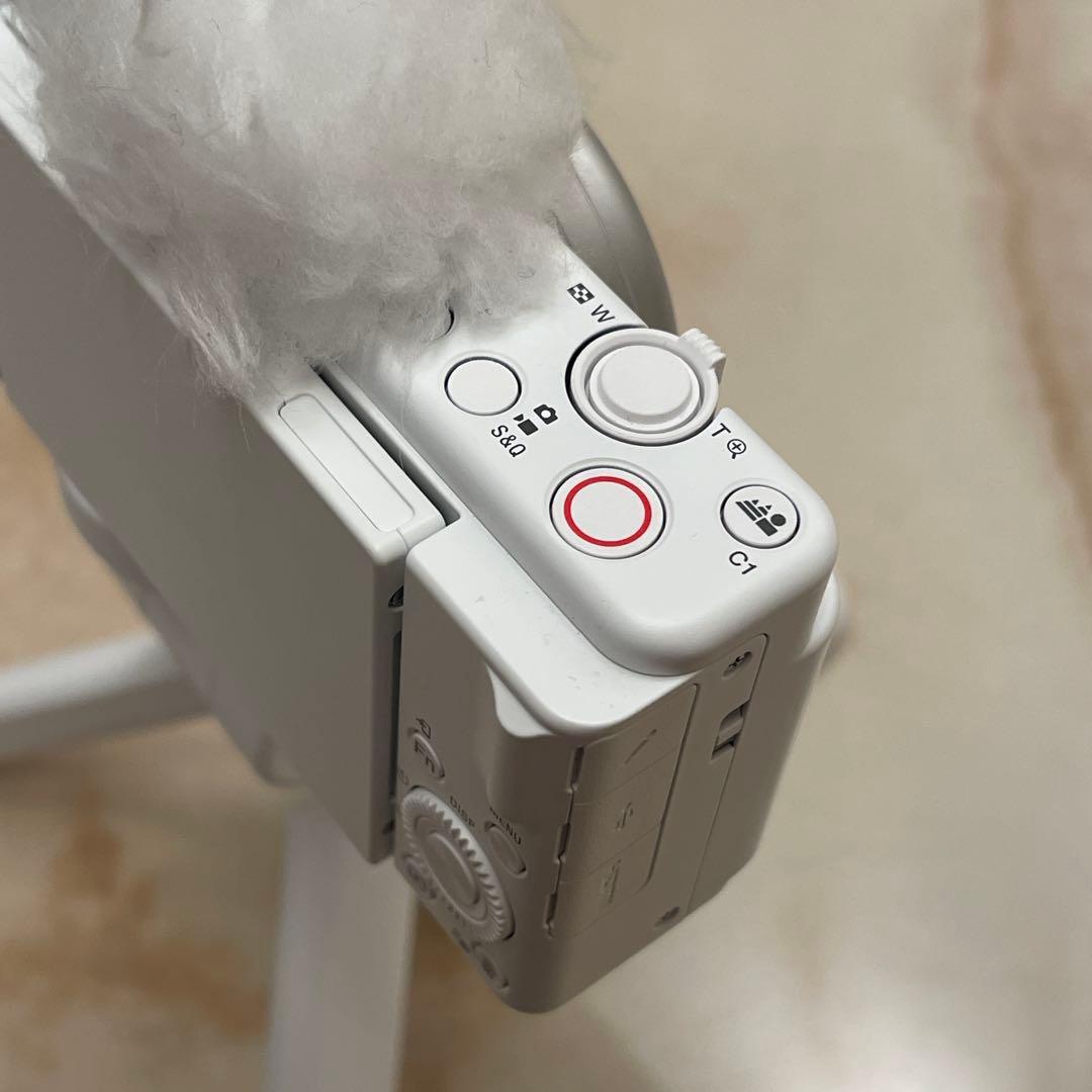 SONY ZV-1 白 本体、三脚、バッテリー×2