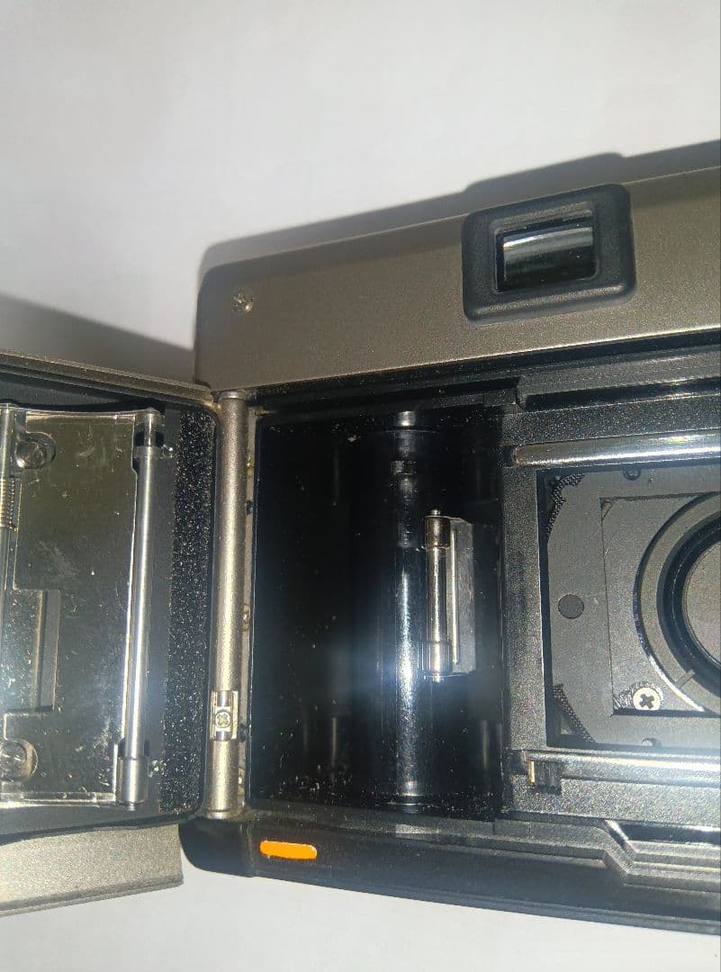 CONTAX T3 コンパクトフィルムカメラ　チタンシルバー