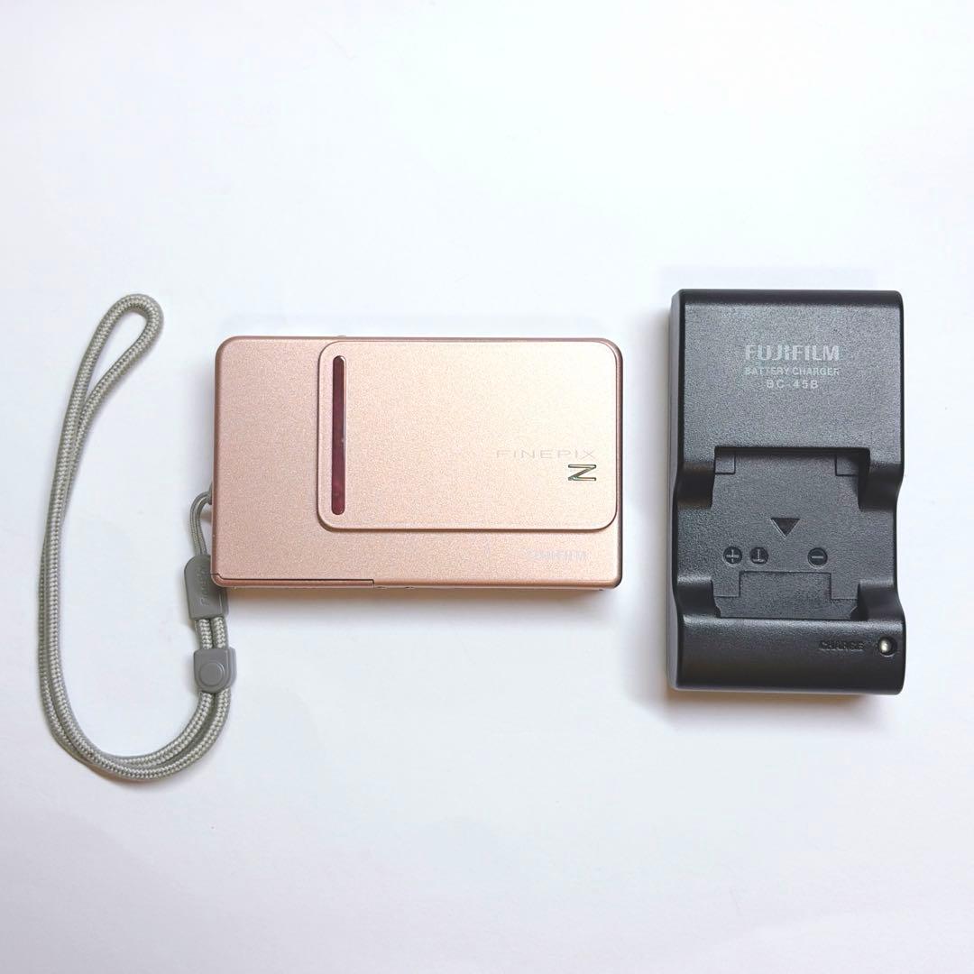 美品 FUJIFILM FinePix Z300 ピンク 充電器付 動作確認済